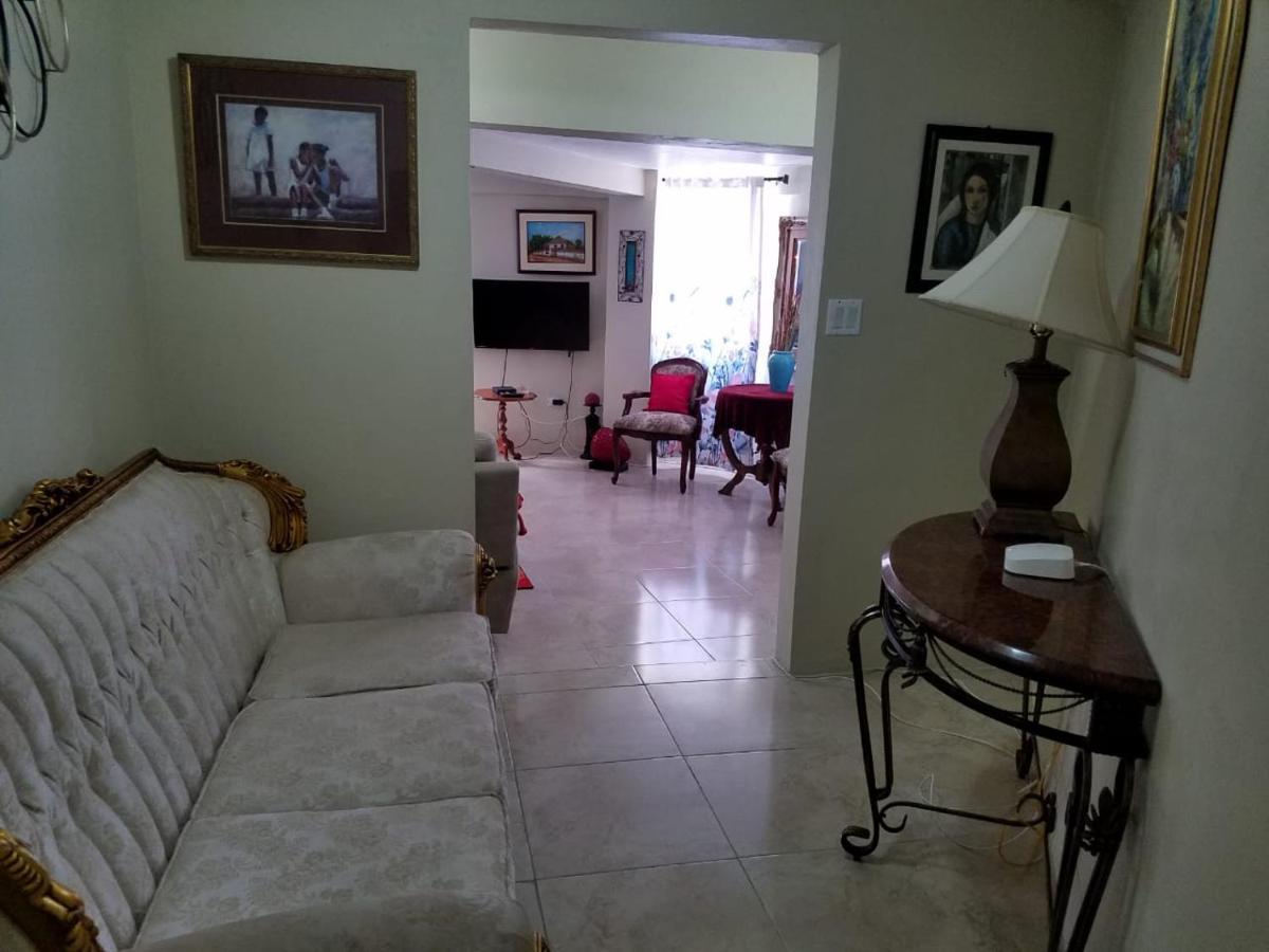 Ferienwohnung Bella Vista Vacation Montego Bay Exterior foto